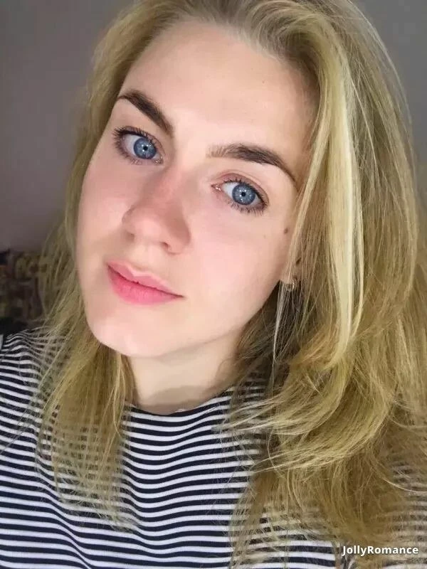 Alyona Profile image 1